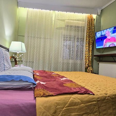 Апартаменти Fully Equipped And Family Friendly Skg Center Салоніки Екстер'єр фото